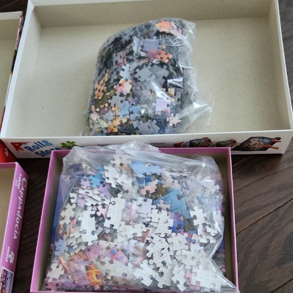 Bundle Of Two 1000 Piece Jigsaw Puzzles - Picture 3 of 4